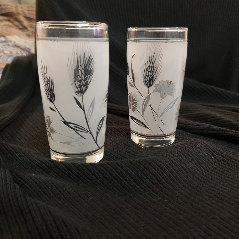 Vintage Libbey Frosted 4oz Glasses Silver Wheat